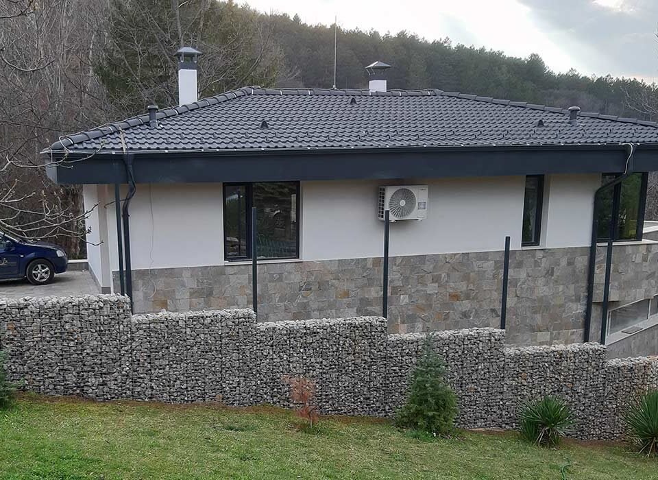 оградна стена от габиони