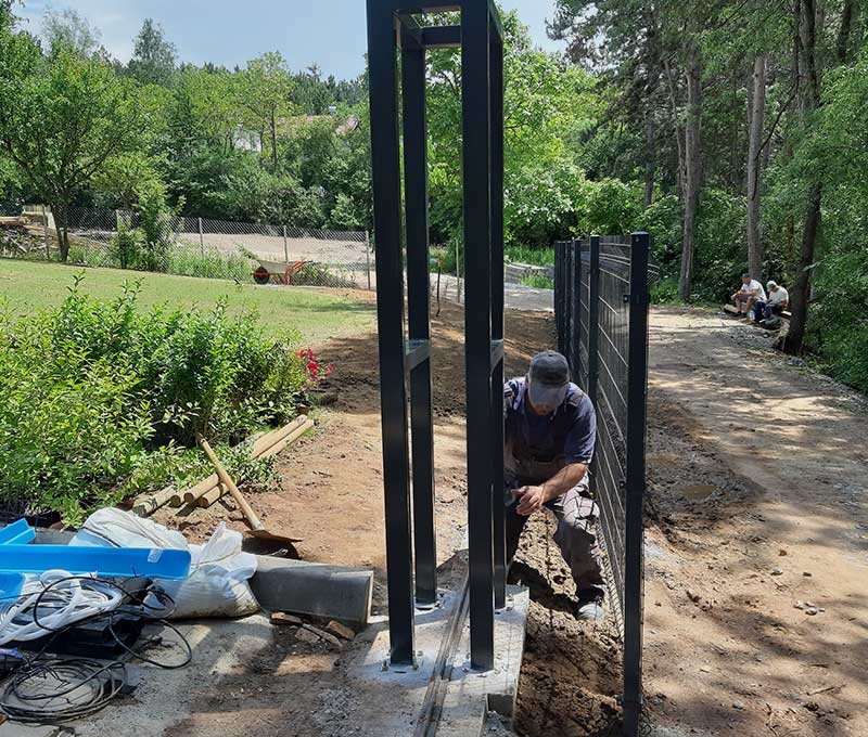 двукрила дворна врата плъзгаща се